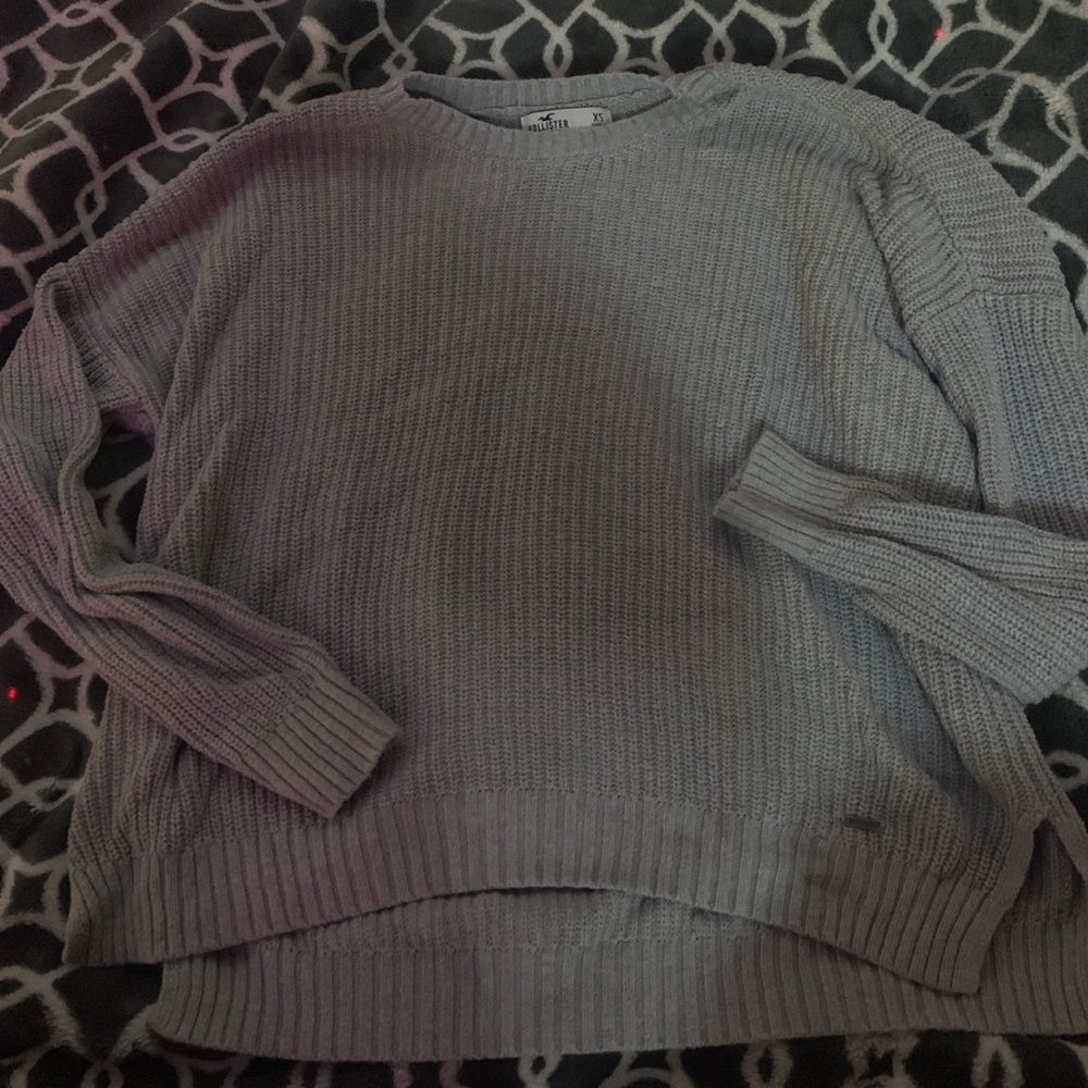 Hollister sweater